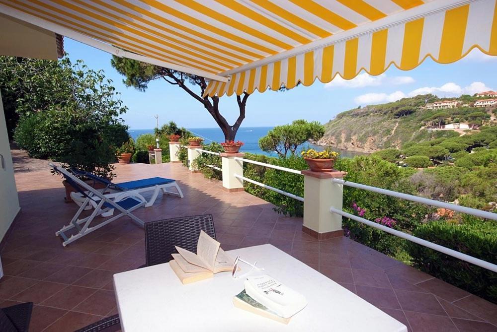 Residence Villa Morcone กาโปลิเวรี ภายนอก รูปภาพ