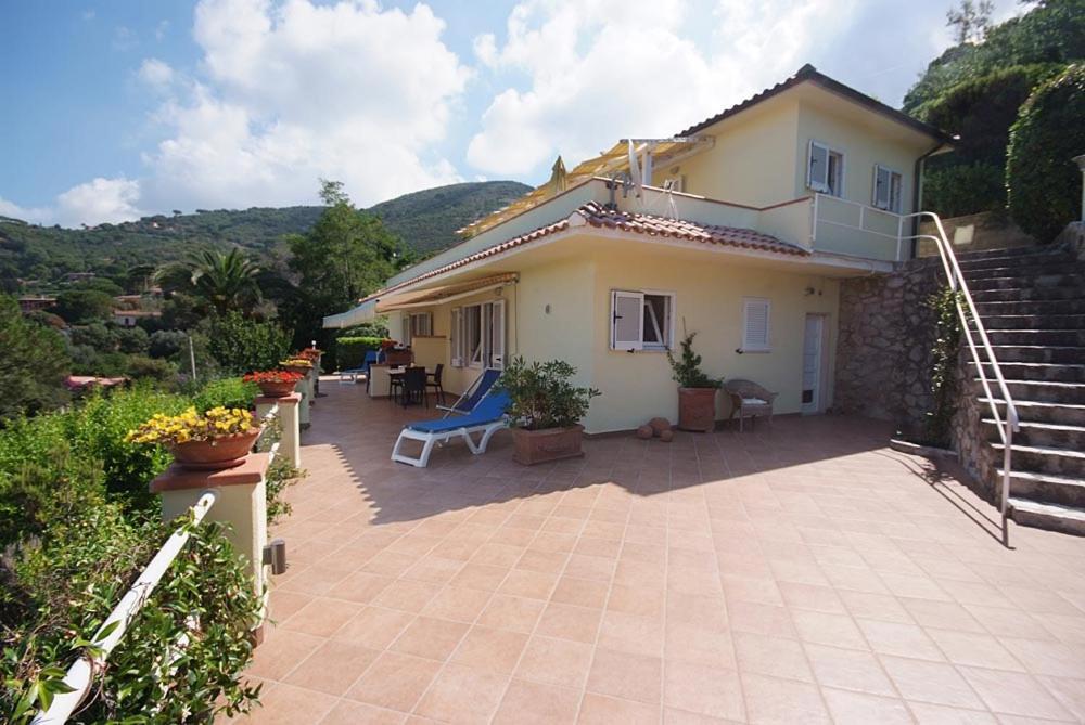 Residence Villa Morcone กาโปลิเวรี ภายนอก รูปภาพ