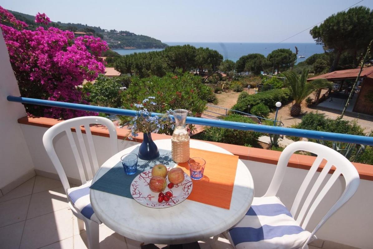 Residence Villa Morcone กาโปลิเวรี ภายนอก รูปภาพ