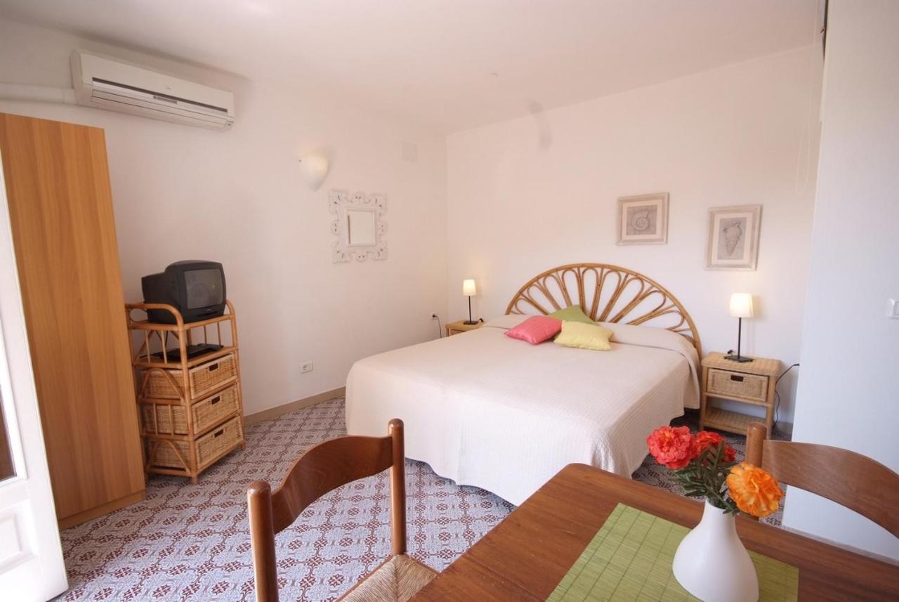 Residence Villa Morcone กาโปลิเวรี ภายนอก รูปภาพ